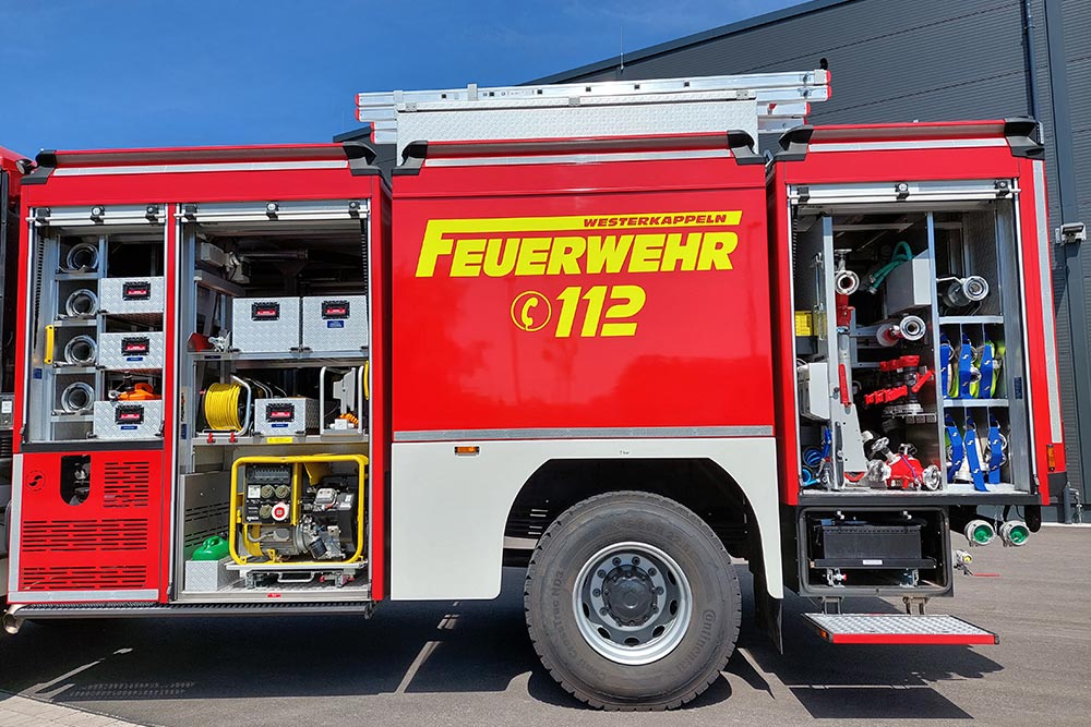 Feuerwehr Westerkappeln TLF4000 Beladung links